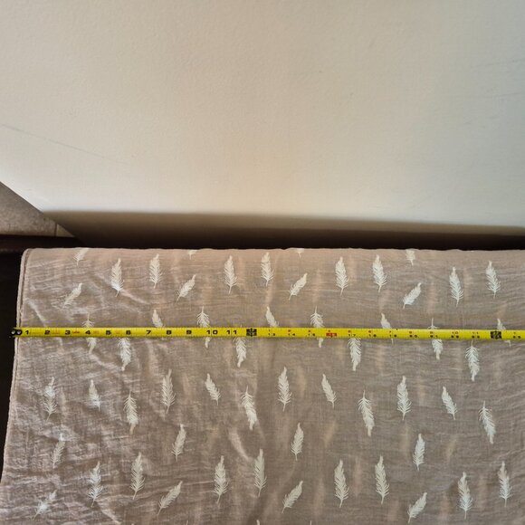 3/$25 scarf/wrap - Picture 5 of 6